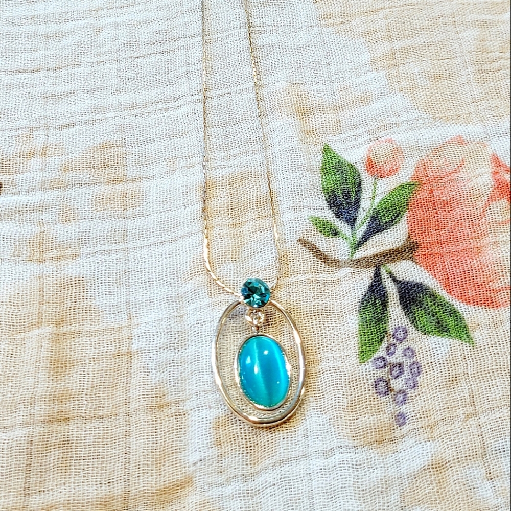 Blue Cats-eye Pendant Necklace